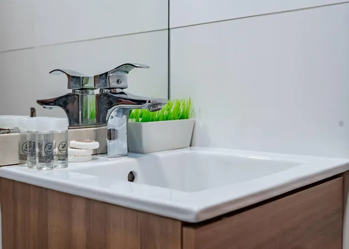 Essence Downtown * ポルト