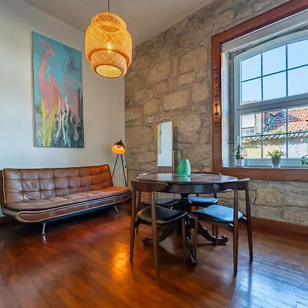 Essence Downtown Apartment